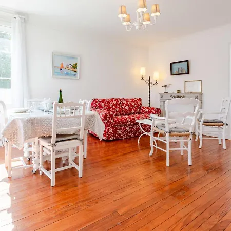 Le Colibri By Interhome