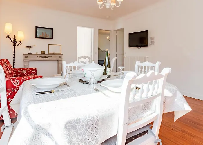 Le Colibri By Interhome Кабур