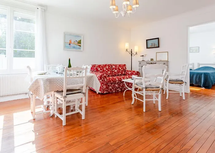 Le Colibri By Interhome